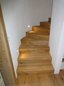 Wendeltreppe aus Holz